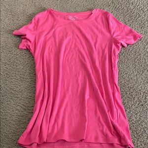 Pink t ahirt